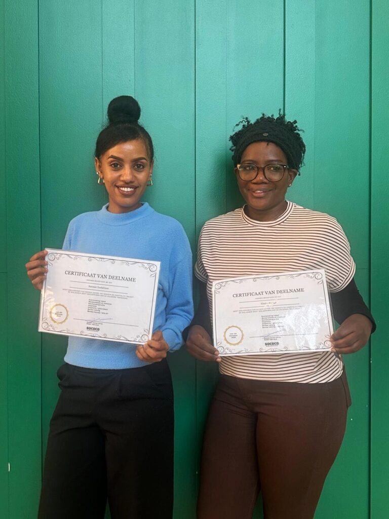 Natsnet en Gladys behalen certificaat werkleertraject Barista/ Hospitality 